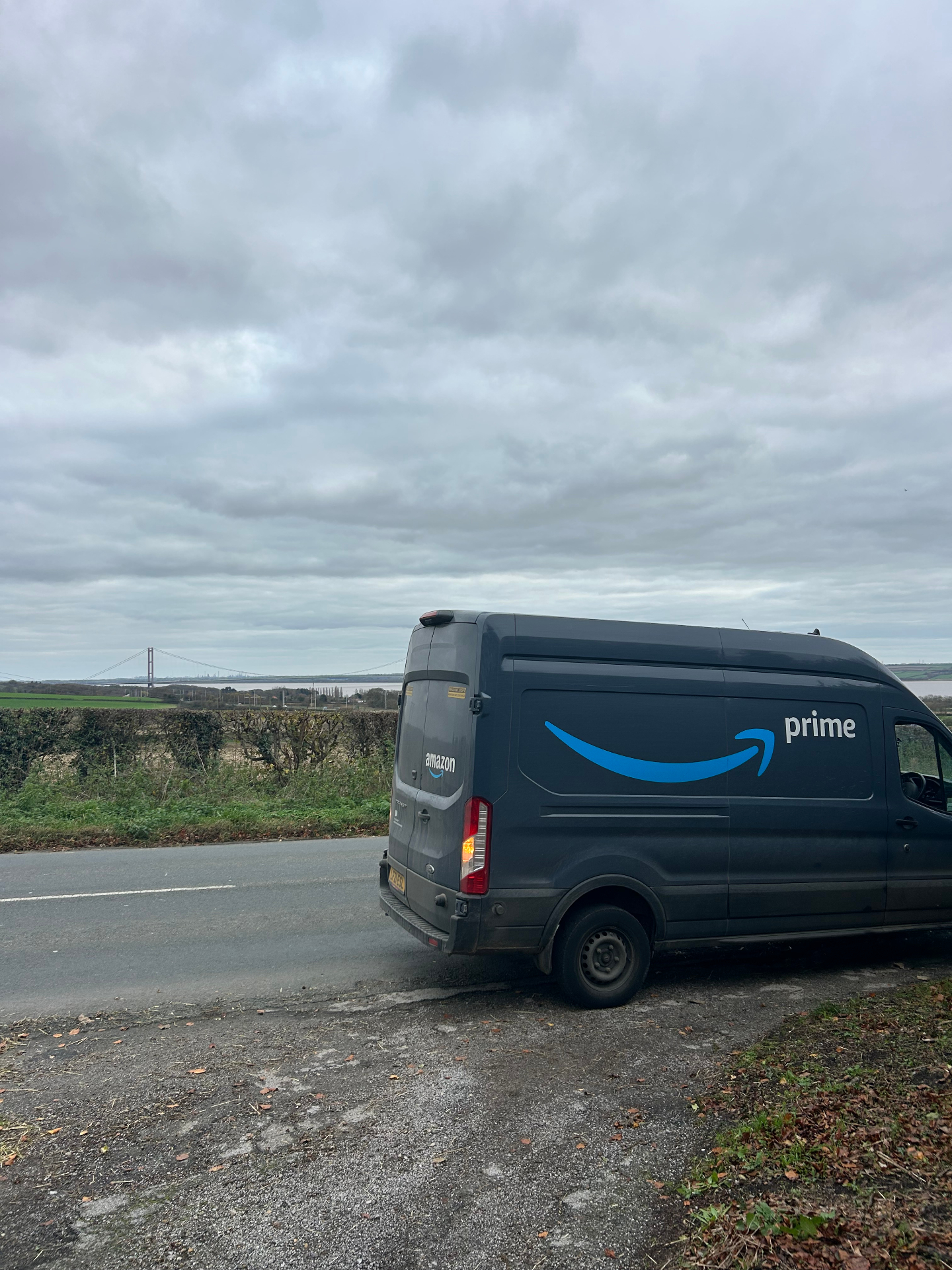 MDSL Amazon van with the Humber Bridge in the background